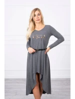 Šaty s ozdobným páskem a nápisem graphite Šaty s ozdobným páskem a nápisem graphite