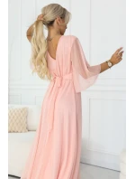 654-4 Dlhé trblietavé šaty nadmernej veľkosti s výstrihom a priehľadnými rukávmi - broskyňové