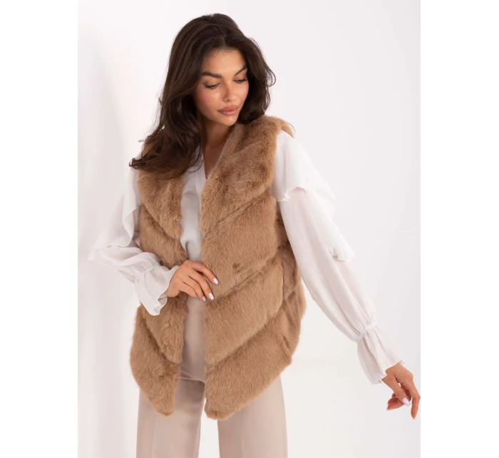 Vesta AT KZ 2349.00P ťava Vesta AT KZ 2349.00P ťava