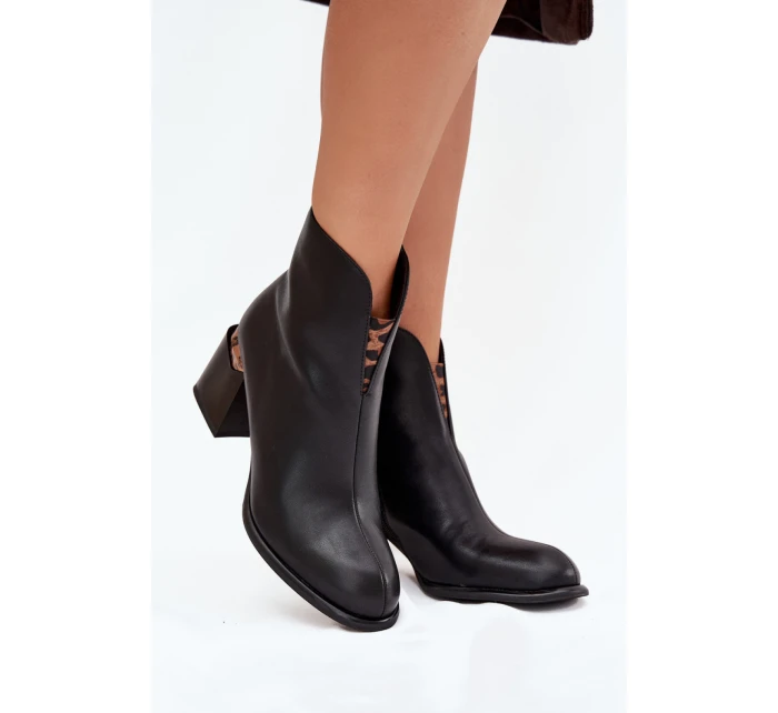 Topánky na podpätku model 217727 Krok vo veľkom štýle Topánky na podpätku model 217727 Krok vo veľkom štýle