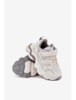 Dětské Tenisky Na Silné Podešvi Bílé model 21692427 - Boto Dětské Tenisky Na Silné Podešvi Bílé model 21692427 - Boto