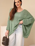Dámsky oversized priehľadný sveter s výstrihom do V a predĺženou zadnou časťou v khaki farbe