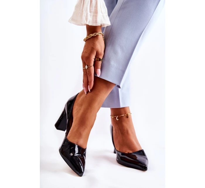 Modne Lakierowane Czółenka Na Słupku Czarne Emotion