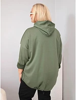 Dámska mikina z viskózy vo veľkosti plus size s kapucňou a ozdobnými pásikmi v khaki farbe