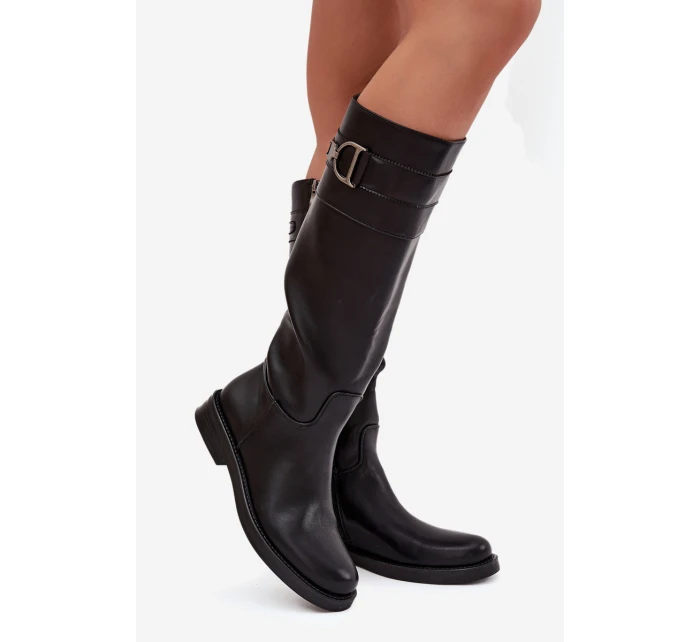 Dámske čižmy na nízkom podpätku s ozdobným detailom Arvessa - čierne Dámske čižmy na nízkom podpätku s ozdobným detailom Arvessa - čierne