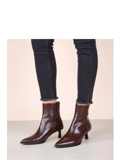 Topánky na podpätku model 222369 Solea