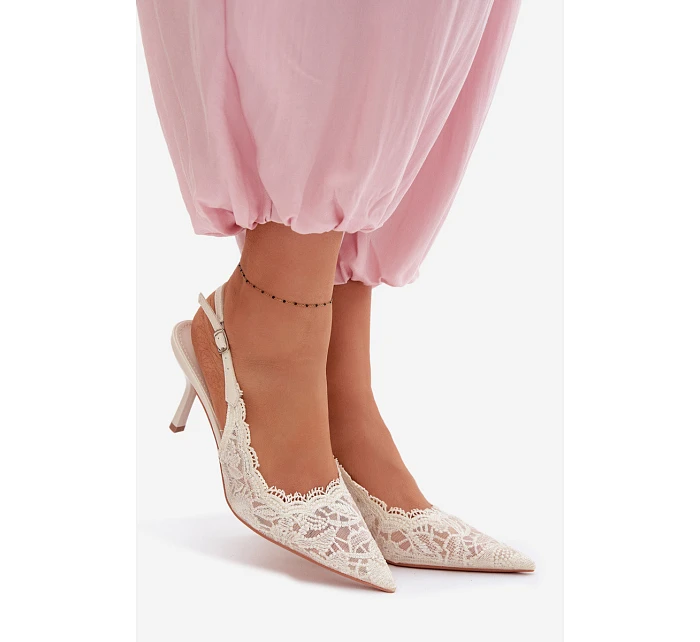 Krajkové Sandály na Podpatku Světle Béžové model 22103019 - Boto
