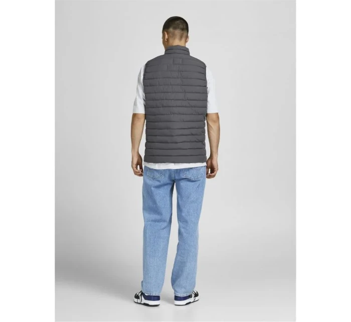 M vesta model 18948831 - Jack & Jones