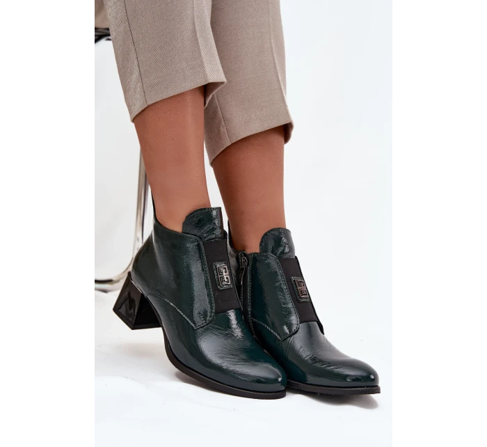 Skórzane Lakierowane Botki Na Klocku Z Ozdobnym Detalem Ocieplane Zazoo 60560 Ciemnozielone