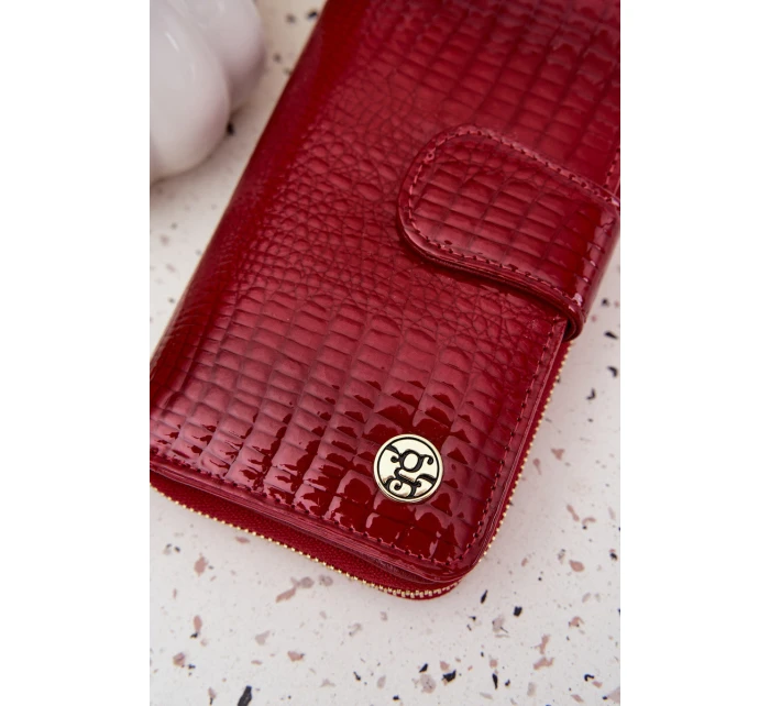 Lakovaný dámský peněženka s reliéfem a zlatým detailem červená Evlinne
