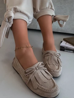 Dámské mokasíny s šněrováním a třásněmi Béžové model 21919454 - Boto