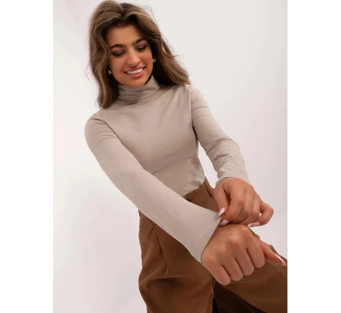 Béžová bavlnená blúzka s rolákom (M02527B)