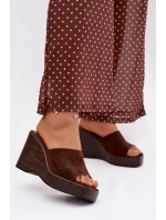 Ženské pantofle na platformě čokoládové Ravelia Ženské pantofle na platformě čokoládové Ravelia