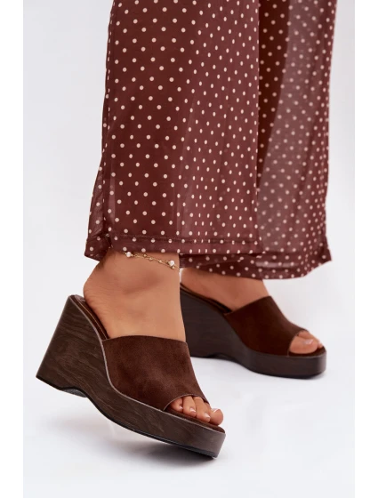 Ženské pantofle na platformě čokoládové Ravelia Ženské pantofle na platformě čokoládové Ravelia
