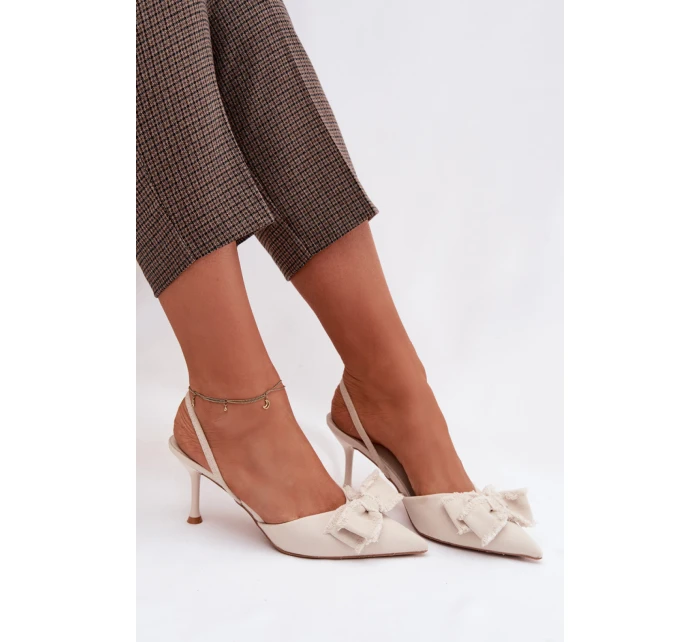 Sandále na podpätku model 224470 Vykročte štýlovo