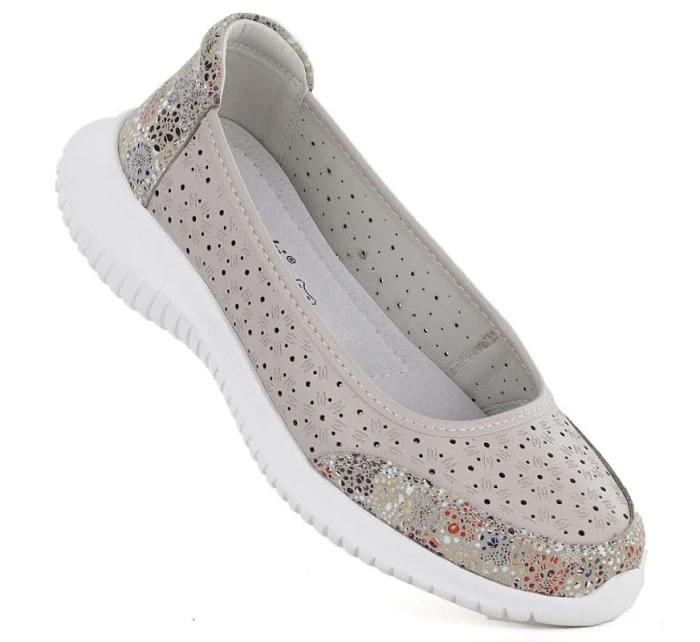 Dámske ažurové kožené topánky béžovej farby S.Barski 7035