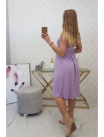 Šaty so širokými ramienkami fialovej