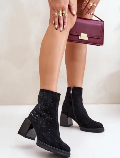 D&A Dámske topánky na podpätku s ozdobou MR880-130 Black