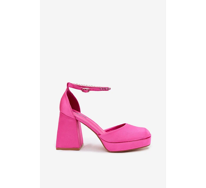 Sandály na podpatku s saténovým povrchem Fuksie Calistae