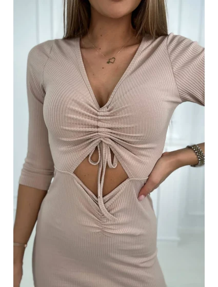 Žebrované šaty s vázaným výstřihem béžové Žebrované šaty s vázaným výstřihem béžové