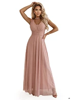 Dlouhé maxi šaty s  a hlubokým výstřihem pudrově růžové model 22085441 - numoco basic