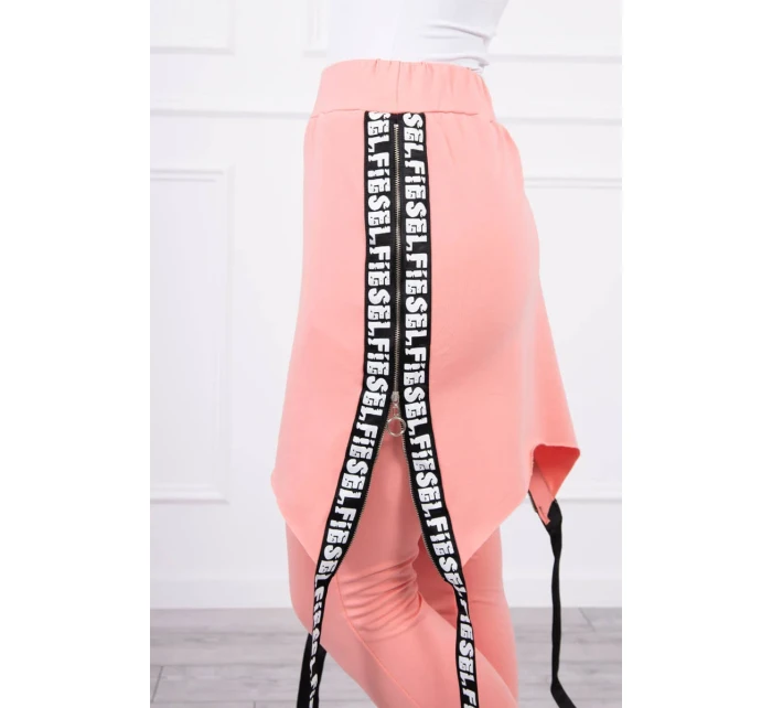 Nohavice/oblek s nápisom marhuľová selfie