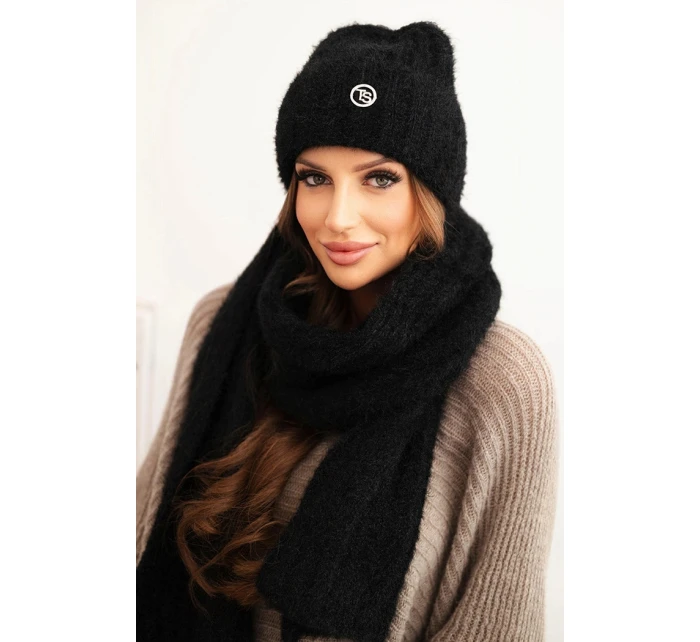 Dámský komplet čepice a z měkké příze černý model 21461088 - K-Fashion Dámský komplet čepice a z měkké příze černý model 21461088 - K-Fashion