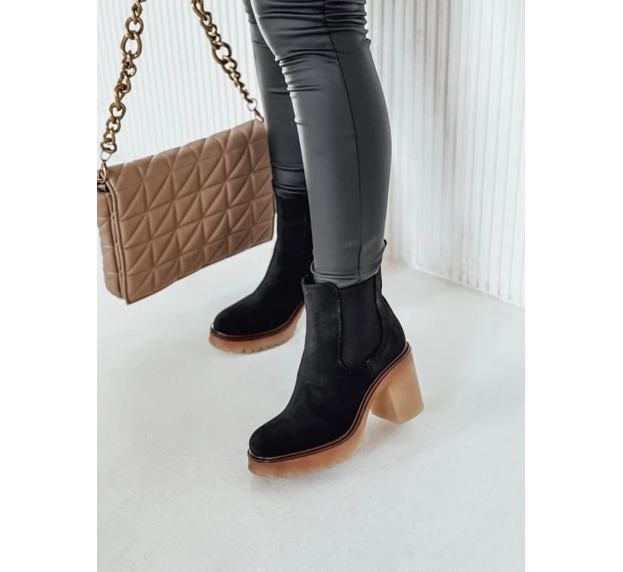 dámské kozačky na černé Dstreet model 21981379 - FashionStreet dámské kozačky na černé Dstreet model 21981379 - FashionStreet