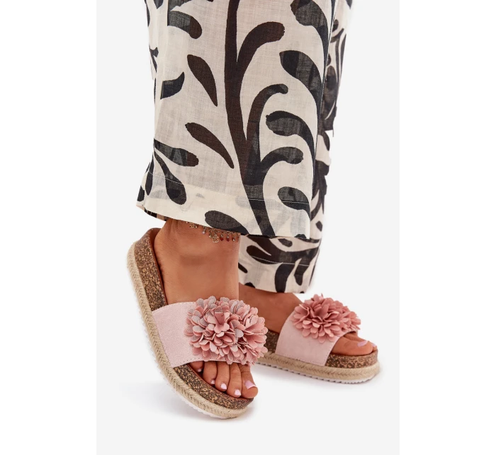 Klapki Damskie Na Platformie Z Ozdobnymi Kwiatkami Różowe Tessara Klapki Damskie Na Platformie Z Ozdobnymi Kwiatkami Różowe Tessara