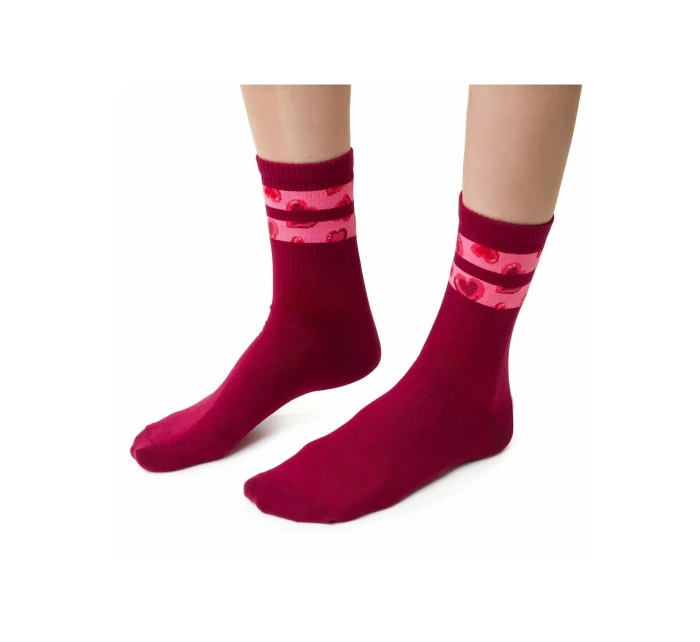 Dámské ponožky model 14559108 Srdce - Steven Dámské ponožky model 14559108 Srdce - Steven