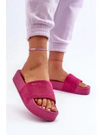 Papuče model 195432 Krok vo veľkom štýle