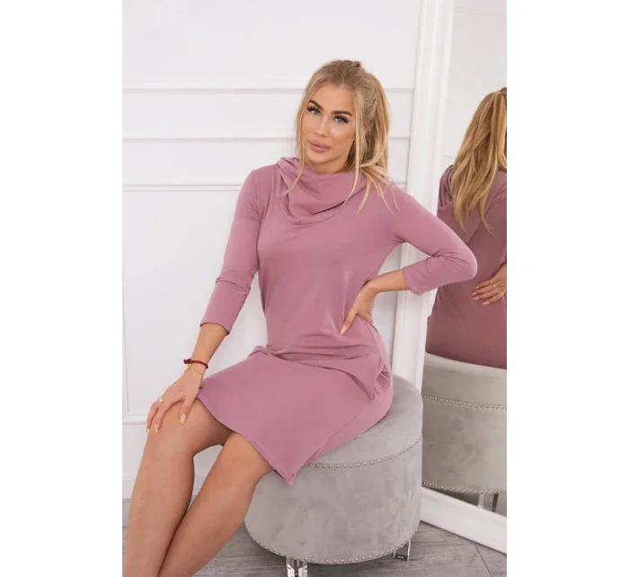 Šaty s kapucí a kapsami tmavě růžové Šaty s kapucí a kapsami tmavě růžové