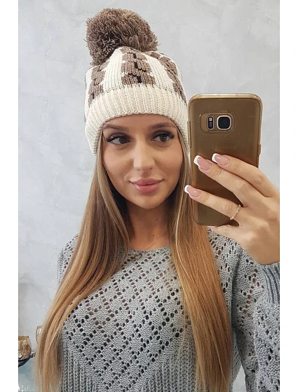 Dámská čepice s bambulí Rozalia model 18751649 - K-Fashion