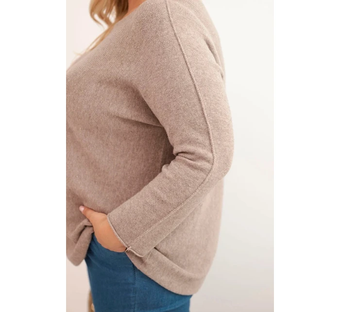 Dámsky plus size sveter s lodičkovým výstrihom Fango Dámsky plus size sveter s lodičkovým výstrihom Fango