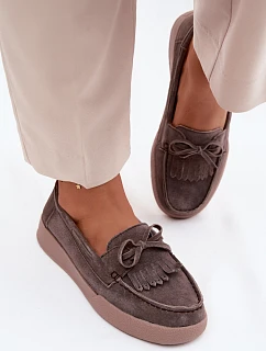 Dámské mokasíny z přírodního semiše s mašlí a třásněmi Vinceza 93223 hnědé