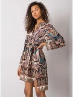 Šaty DHJ SK 5766 1.32X čierna a béžová Šaty DHJ SK 5766 1.32X čierna a béžová