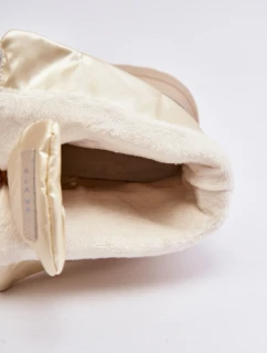 Dámské sněhové boty s podrážkou  Bežové model 21639066 - Goe