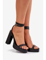 Dámské Sandály Na Podpatku S Páskem Černé model 21696037 - Boto