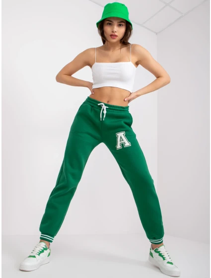 Teplákové nohavice EM DR 712 1.66P tmavo zelená Teplákové nohavice EM DR 712 1.66P tmavo zelená