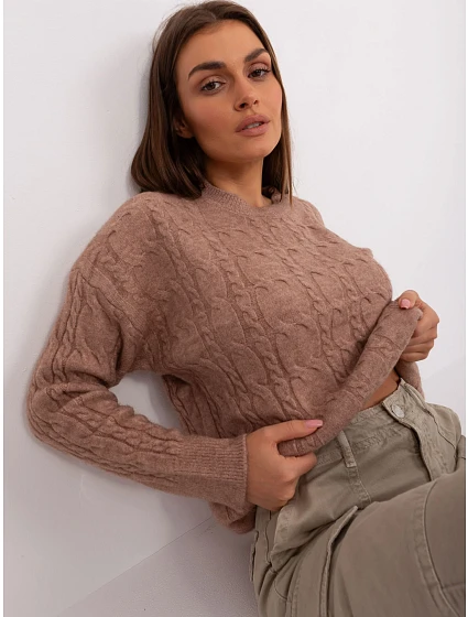 Sweter AT SW model 18884800 ciemny bezowy - FPrice Sweter AT SW model 18884800 ciemny bezowy - FPrice
