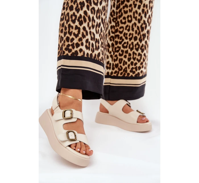 Dámské Sandály Na Platformě A Klínu S Přezkami Béžové model 21688795 - Boto Dámské Sandály Na Platformě A Klínu S Přezkami Béžové model 21688795 - Boto