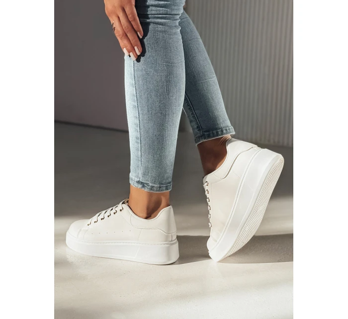 Dámské tenisky white Dstreet model 21981449 - FashionStreet