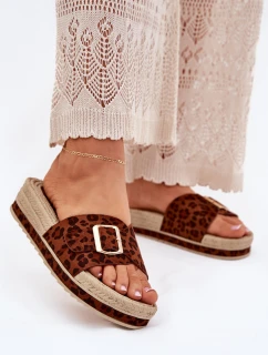 Dámské Pantofle Na Platformě Se Zlatou Přezkou model 21702349 - Boto