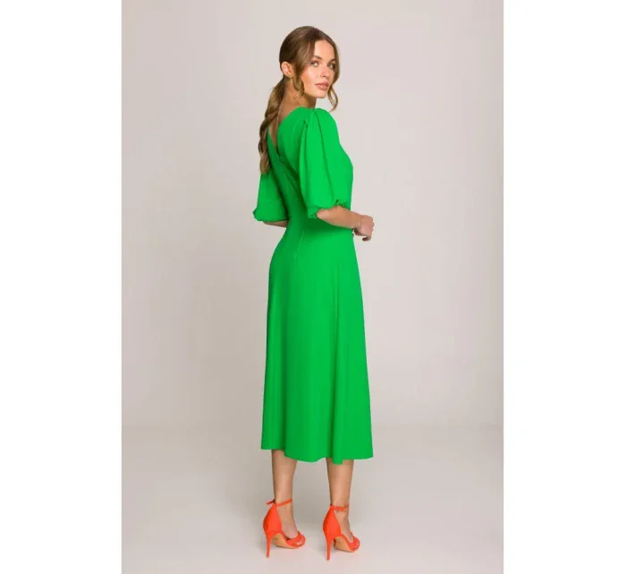 model 20966284 Šaty s puff rukávy zelené - STYLOVE