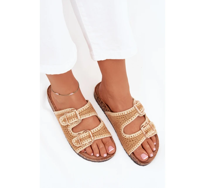 Dámske háčkované papuče so zlatými prackami - ťava Fenira