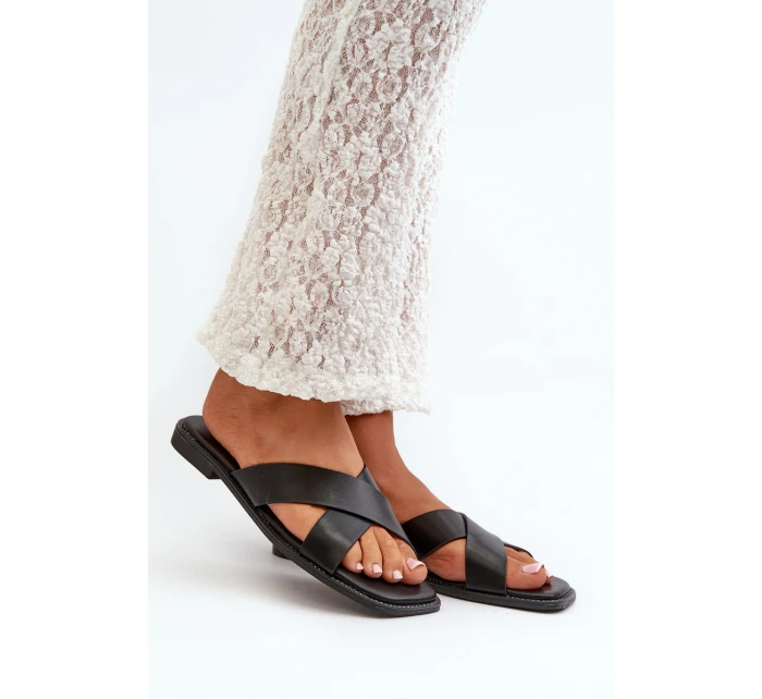 Dámské Sandály Na Ploché Podrážce Z Eko Kůže model 21664525 Černé - S.Barski