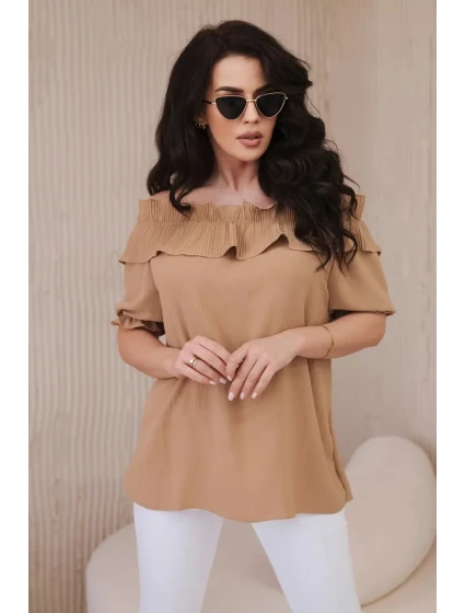 Španielska blúzka s ozdobným volánom Camel