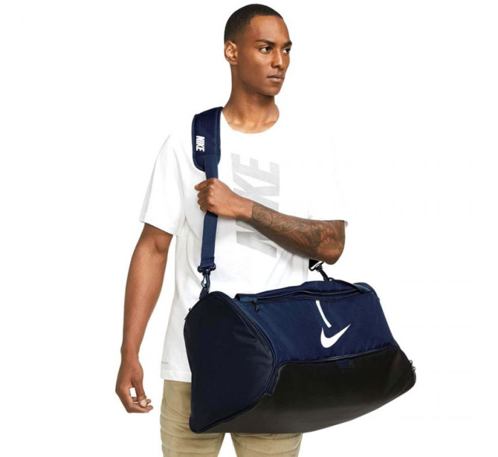 Športová taška Academy CU8090 410 - Nike