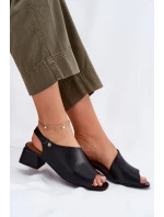 Kožené Dámské Sandály Na Klínku model 21697483 Černé - Maciejka