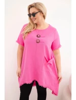 Dámske bavlnené šaty nadmernej veľkosti s dlhším chrbtom a vreckom ružovej farby